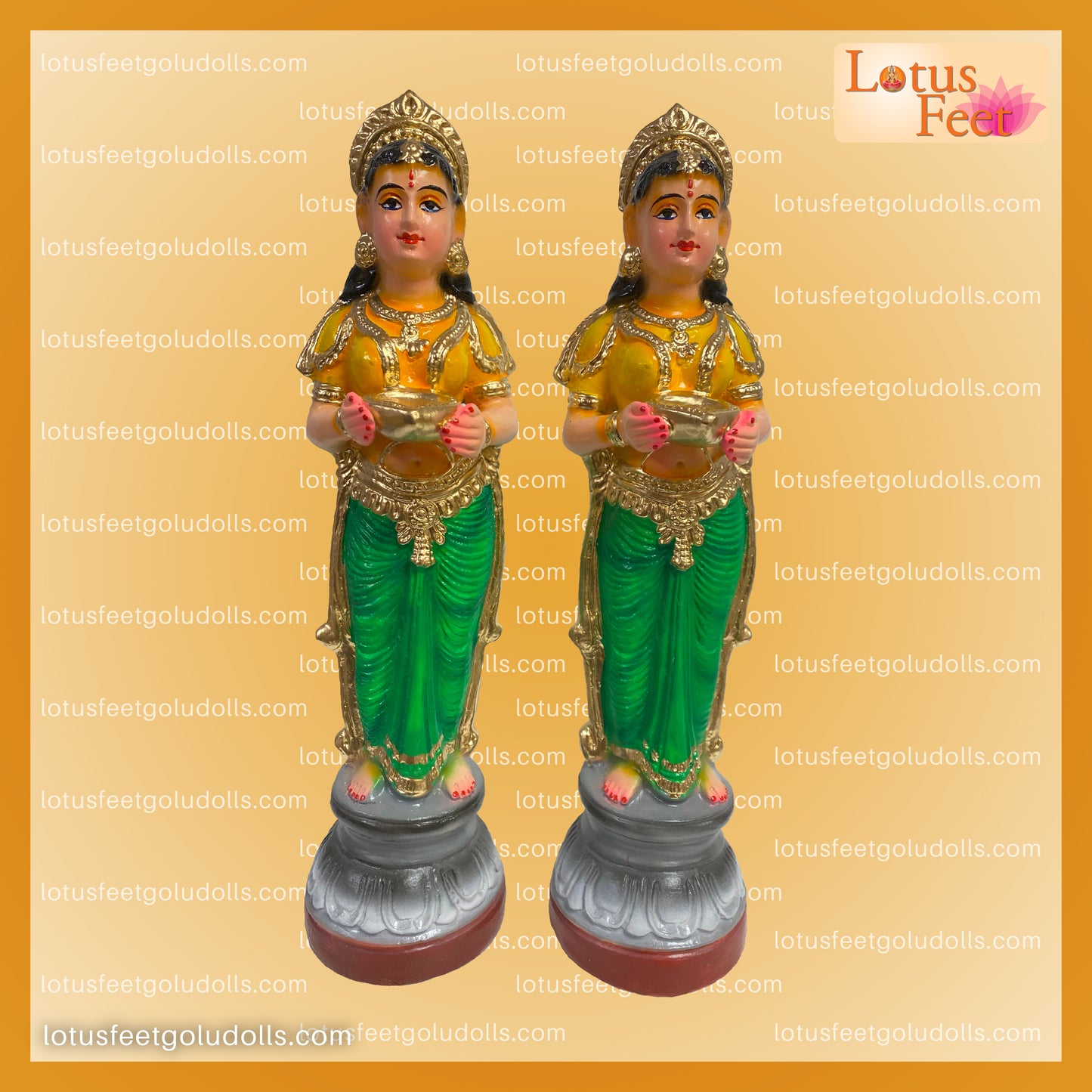 Paavai Villakku - Lady with Diyas Set (Paper Mache set) Auspicious Beginnings